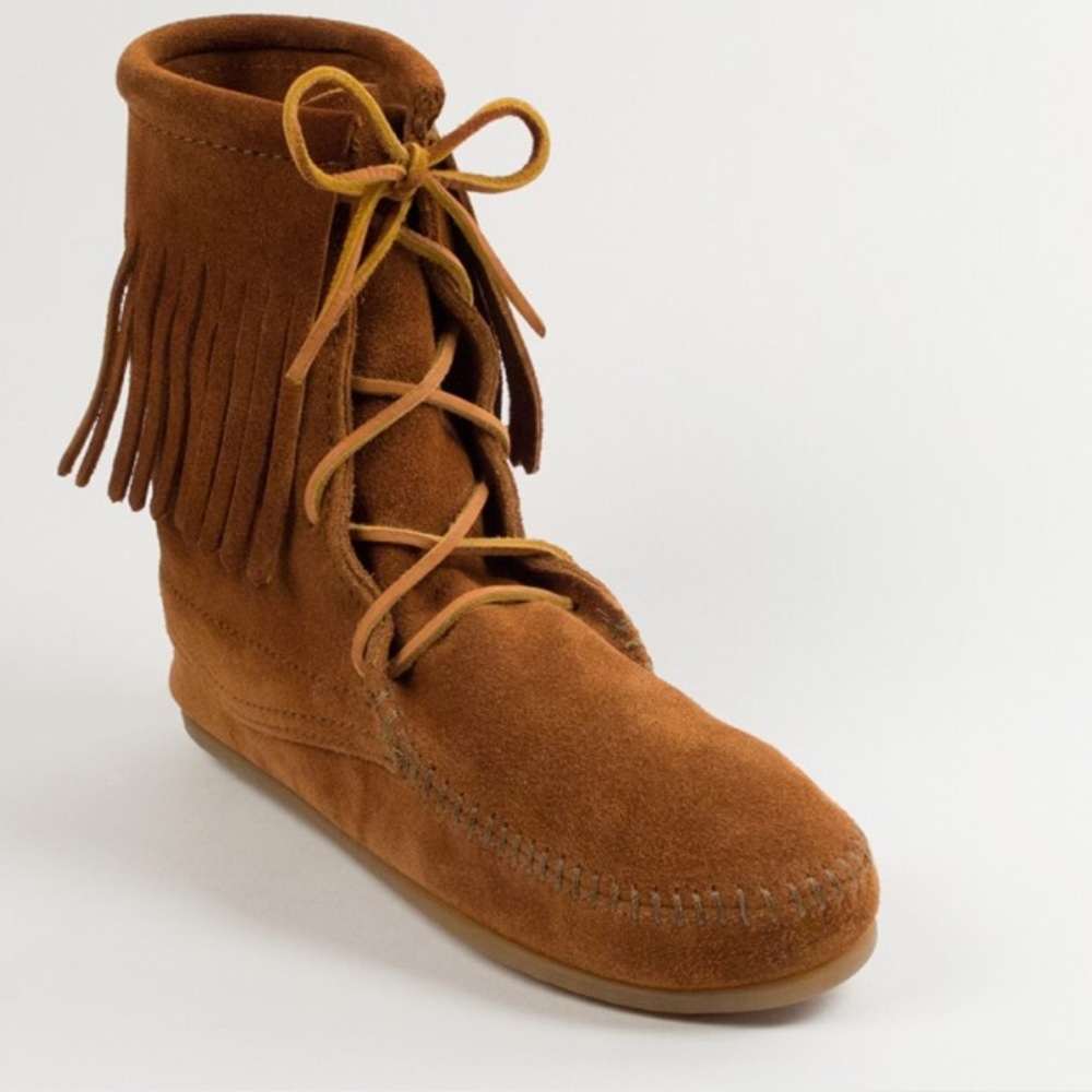 Minnetonka Tramper Boot